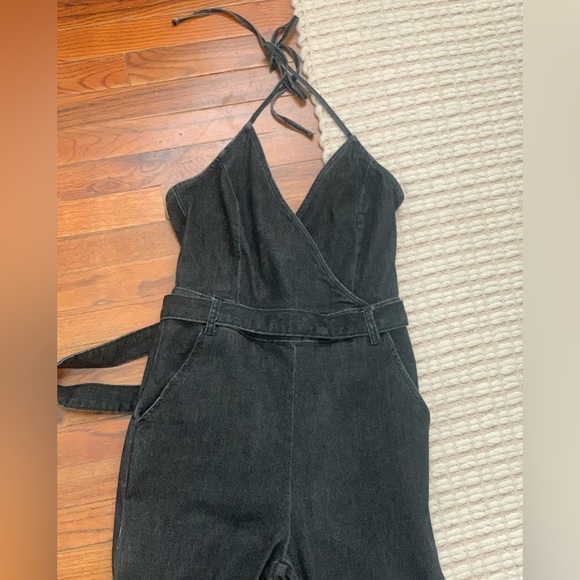 Size small - Picture 2 of 3